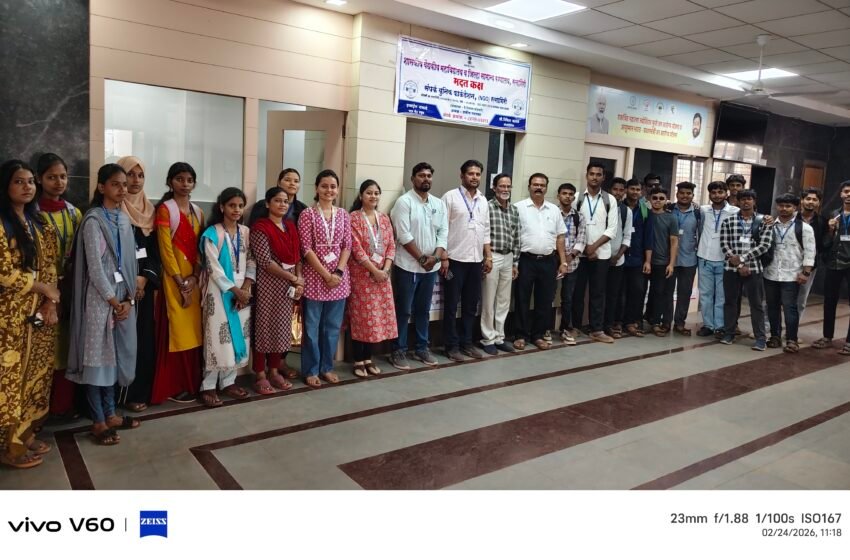  महाविद्यालयीन विद्यार्थ्यांचे समाजसेवा प्रशिक्षण पूर्ण