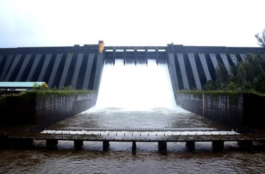  कोयनेतील पाणीसाठा आता ३१ ऑगस्टपर्यंत राखीव