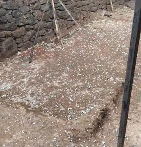  राजापूर-लांजा तालुक्यात वादळी वाऱ्यासह गारांचा पाऊस