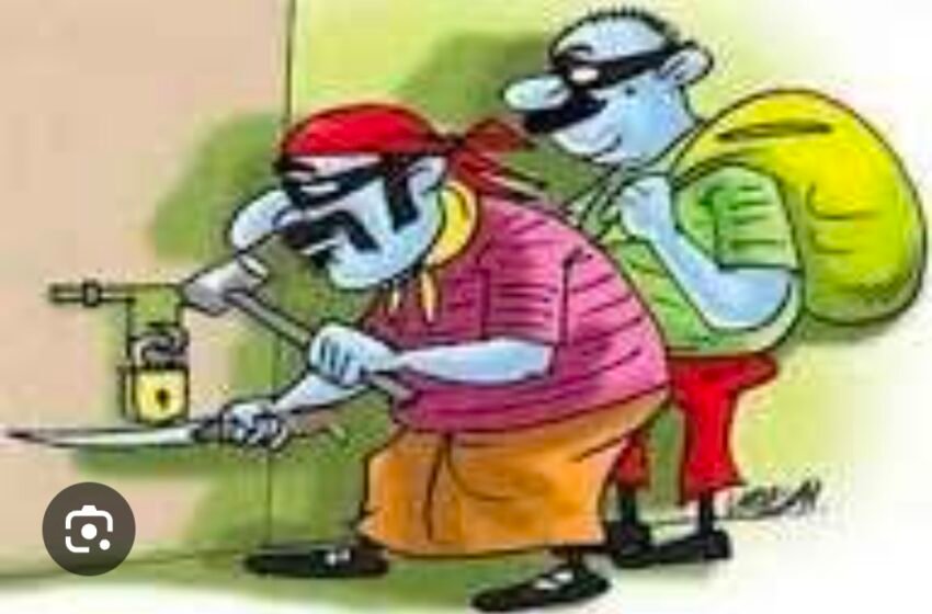  दापोलीत बंद घर फोडून चोरीचा प्रयत्न