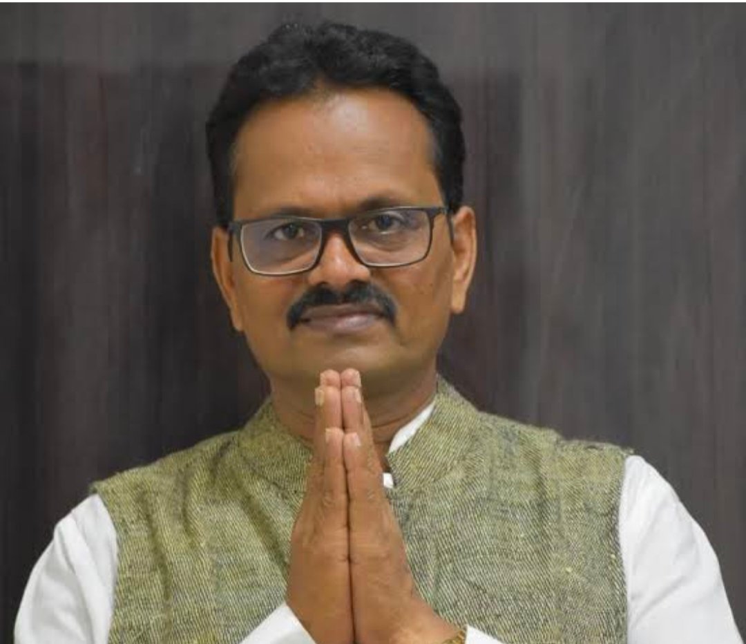 जिल्ह्यात वारंवार होणाऱ्या मनाई आदेशांवरून वाद पेटला