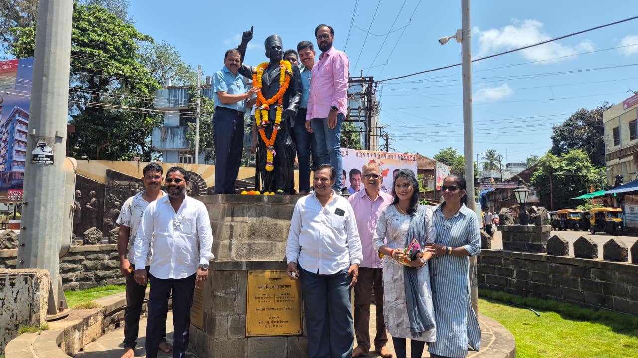 स्वातंत्र्यवीर सावरकर जयंतीनिमित्त रत्नागिरी भाजपाकडून अभिवादन