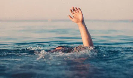 पाण्याच्या कालव्यात सापडला शेतकऱ्याचा मृतदेह