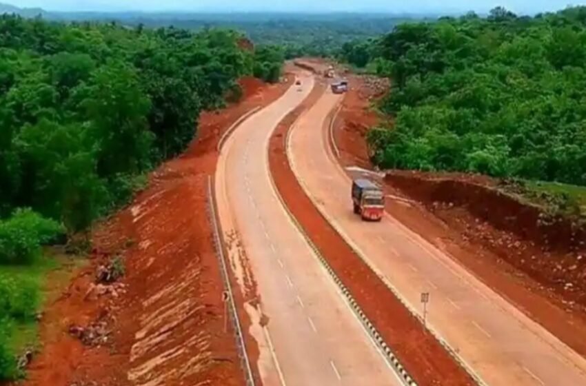  महामार्गाच्या मोऱ्या अजूनही गाळाने भरलेल्या!