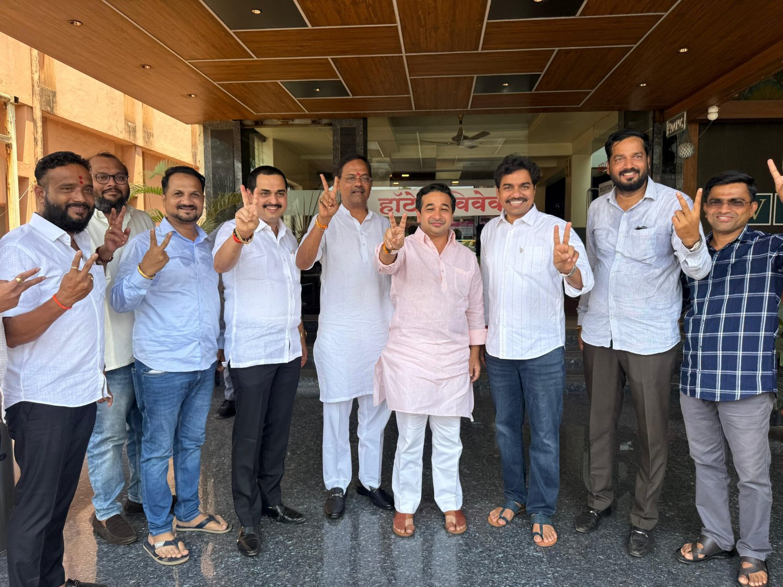 उद्धव ठाकरेंना कोकणात मोठा धक्का; विधान परिषद उमेदवार बाळ मानेंची माघार