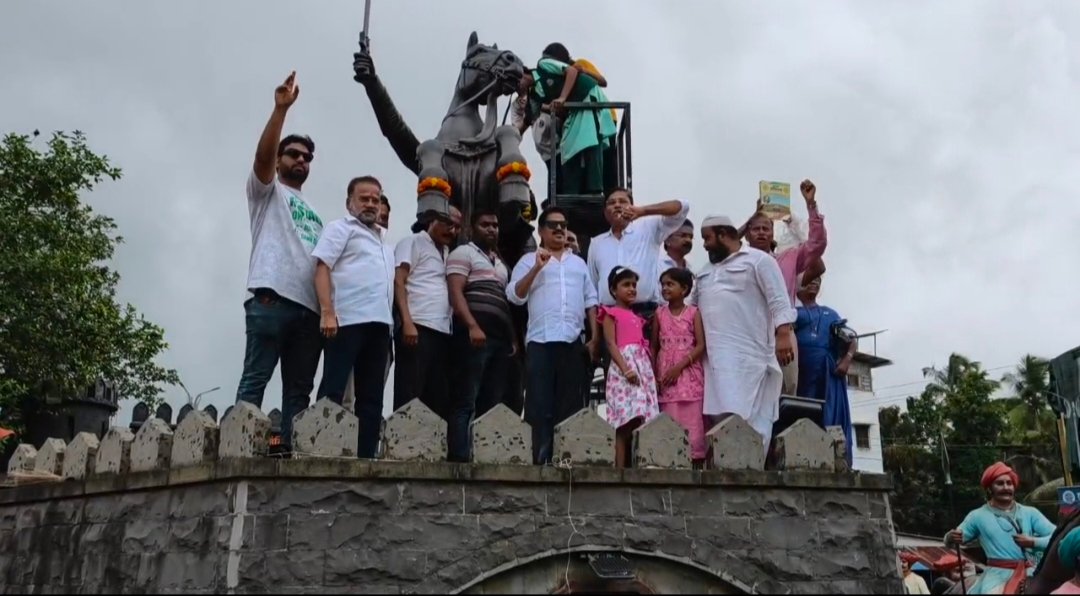 विद्यार्थ्यांच्या लढ्याला यश; रत्नागिरीत विजयाचा जल्लोष