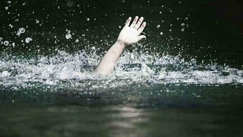 गणपतीचे विसर्जन करून आलेल्या वृद्धाचा विहिरीत बुडून मृत्यू