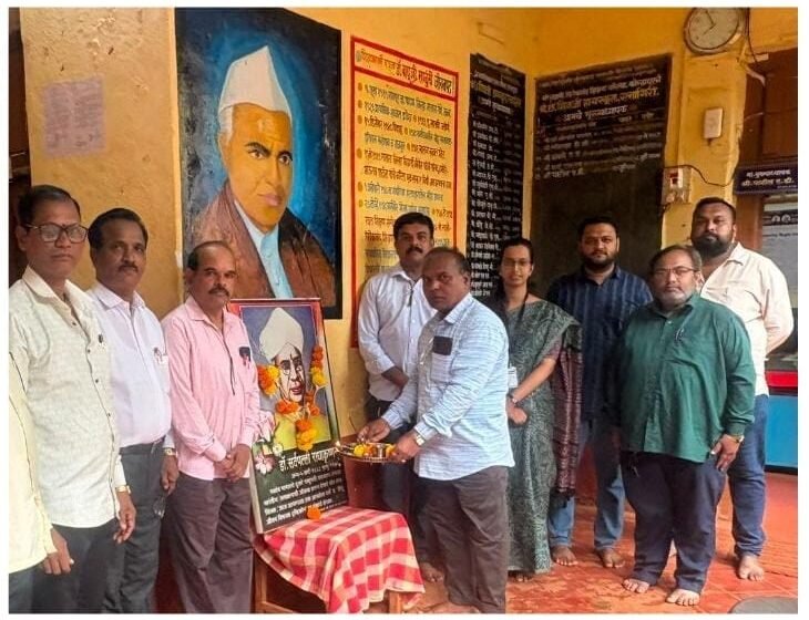  श्री छत्रपती शिवाजी हायस्कूल, झाडगाव येथे शिक्षक दिन उत्साहात साजरा