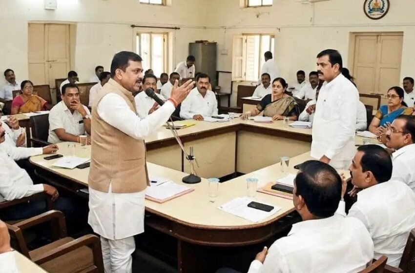  चिपळूण न.प.त अनुकंपा भरतीसाठी १५ लाखांची मागणी?