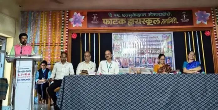 वाचन संस्कृती रुजवून आत्मसात करणे काळाची गरज