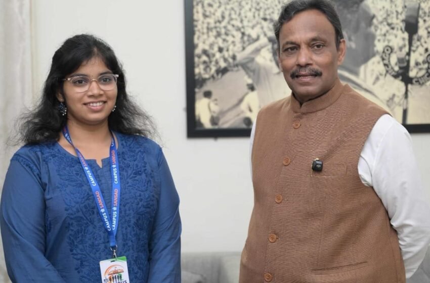  श्रावणी प्रभुमहाजन हिचा ‘कॅम्पस से संसद’ उपक्रमात सहभाग